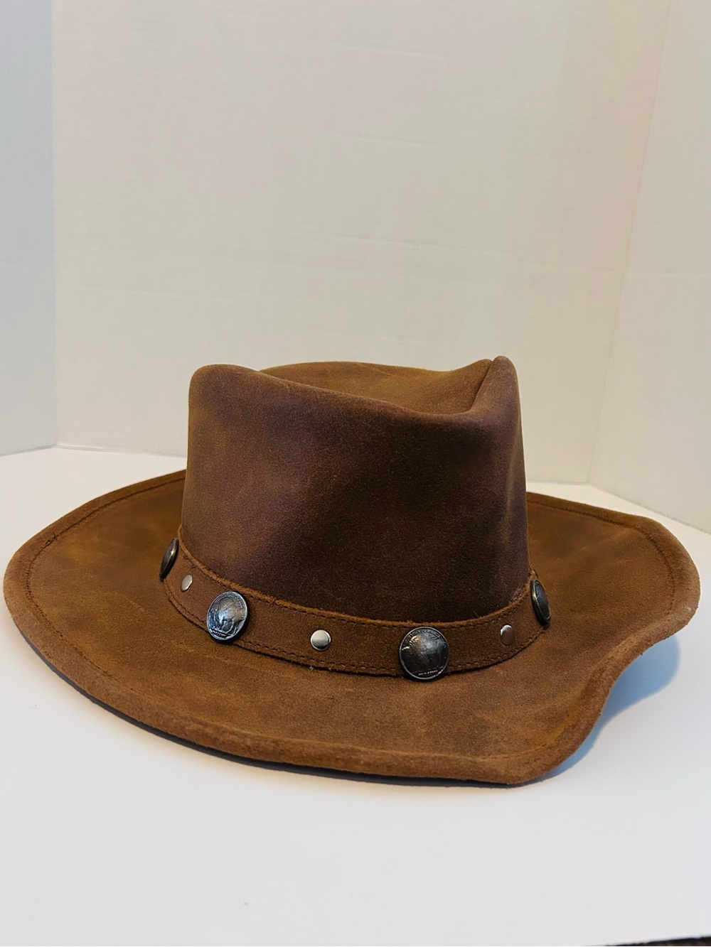 Minnetonka Brown Suede Western Cowboy Hat with Concho Band